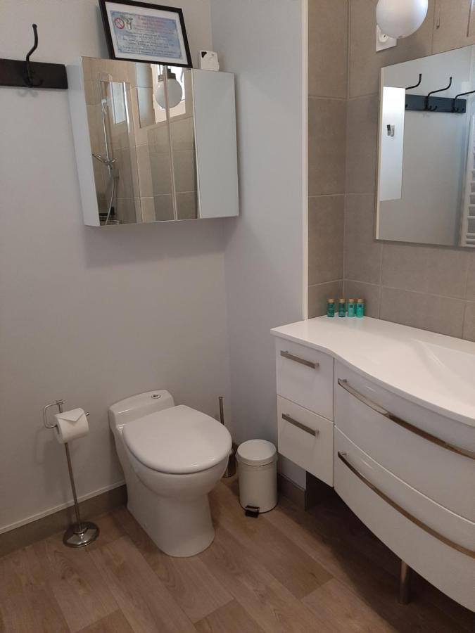 מונטן Maison Rouge מראה חיצוני תמונה